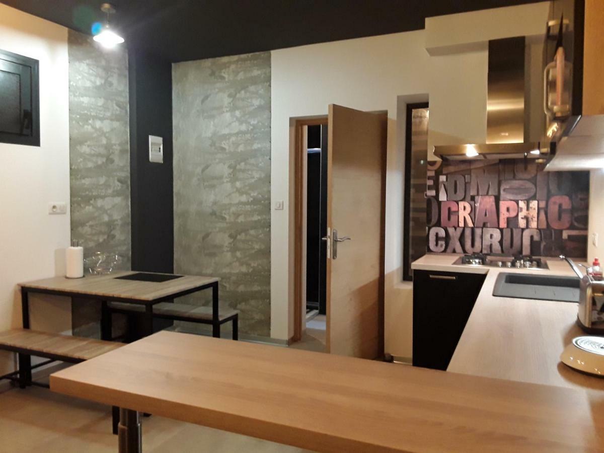 ポーJoli 2 Pieces Esprit Loft Moderneアパートメント エクステリア 写真